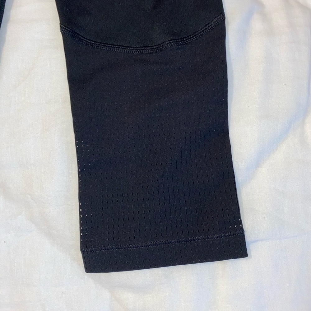 Nike Pro Hypercool Training Capris - image 6